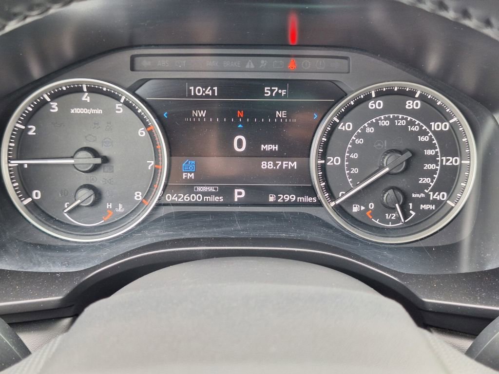 Used 2024 Mitsubishi Outlander SE Black Edition image 15