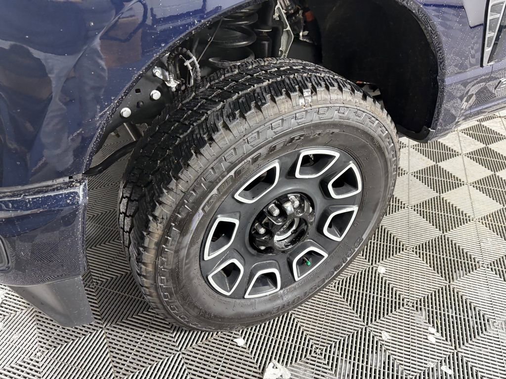 Used 2025 Ford F350 Platinum image 11