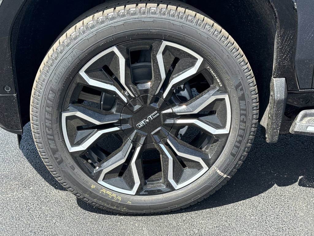 New 2025 GMC Sierra EV Denali image 13