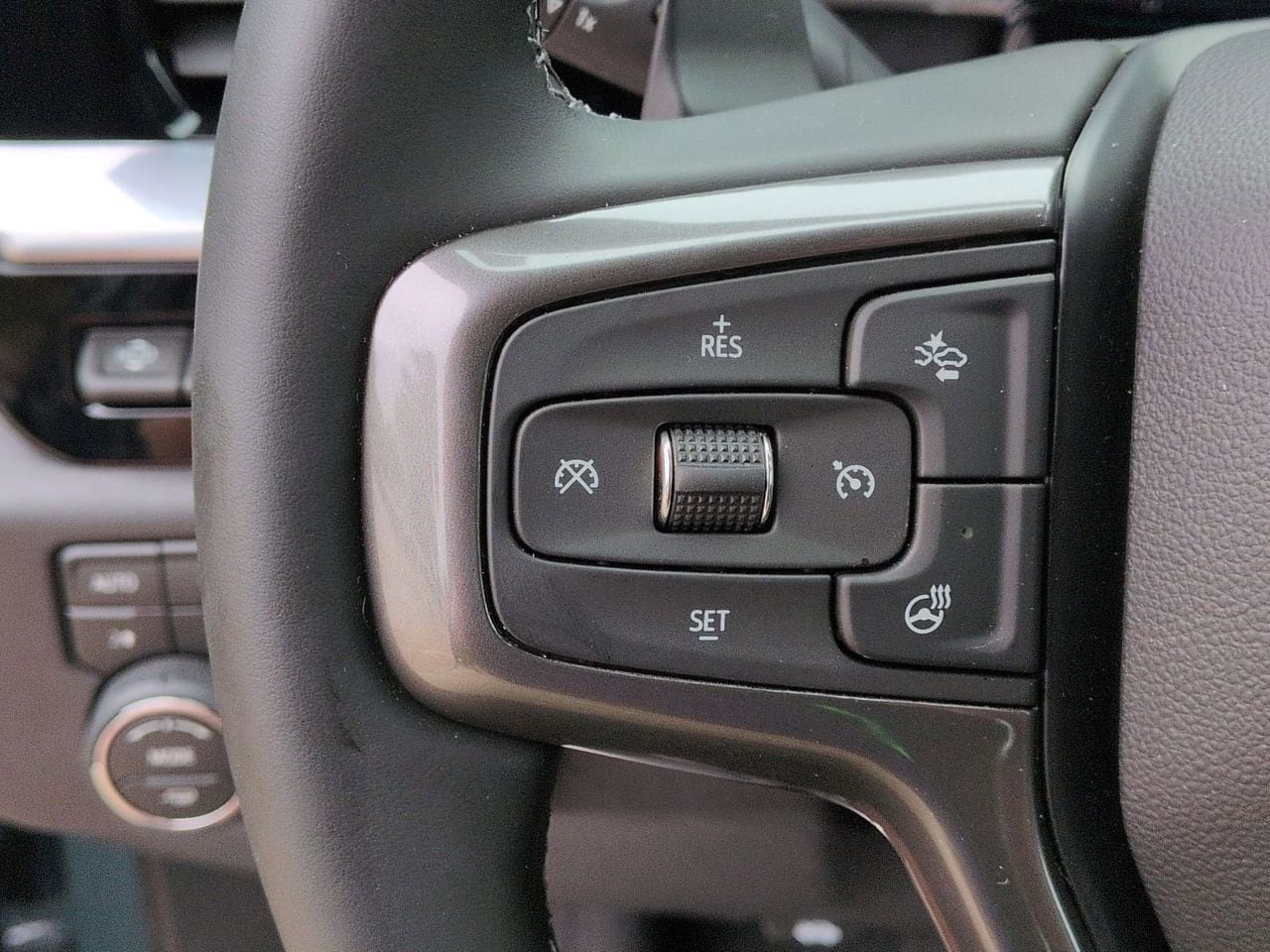 Certified 2026 Chevrolet Silverado 1500 High Country w/ Technology Package image 12