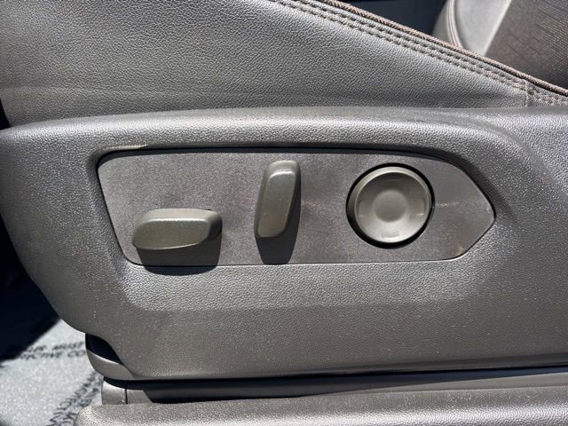 Certified 2024 Chevrolet Tahoe High Country w/ Premium Package AWD/4WD image 7