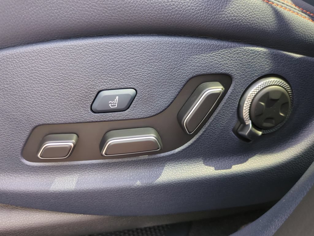 New 2026 Genesis GV70 2.5T Sport Prestige AWD/4WD image 16