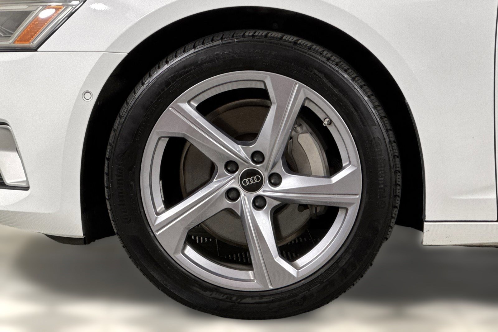 Used 2024 Audi A6 Premium Plus image 11