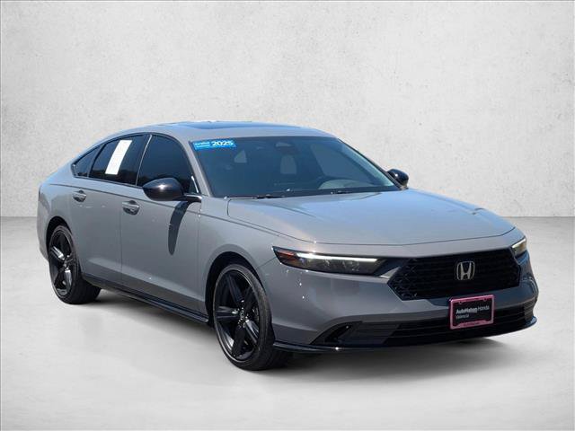 Used 2025 Honda Accord Sport image 3