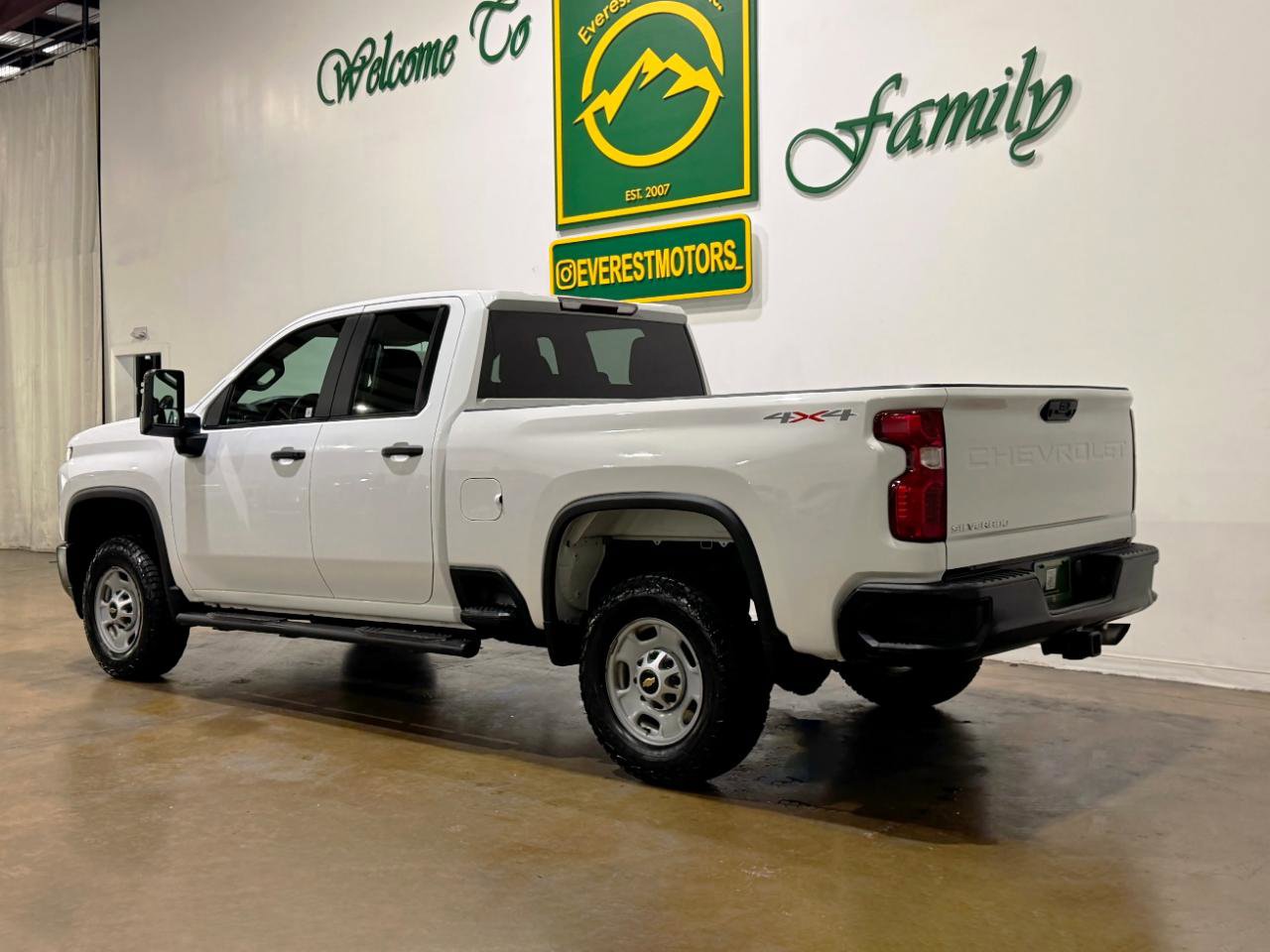 Used 2022 Chevrolet Silverado 2500 W/T w/ WT Fleet Convenience Package image 6