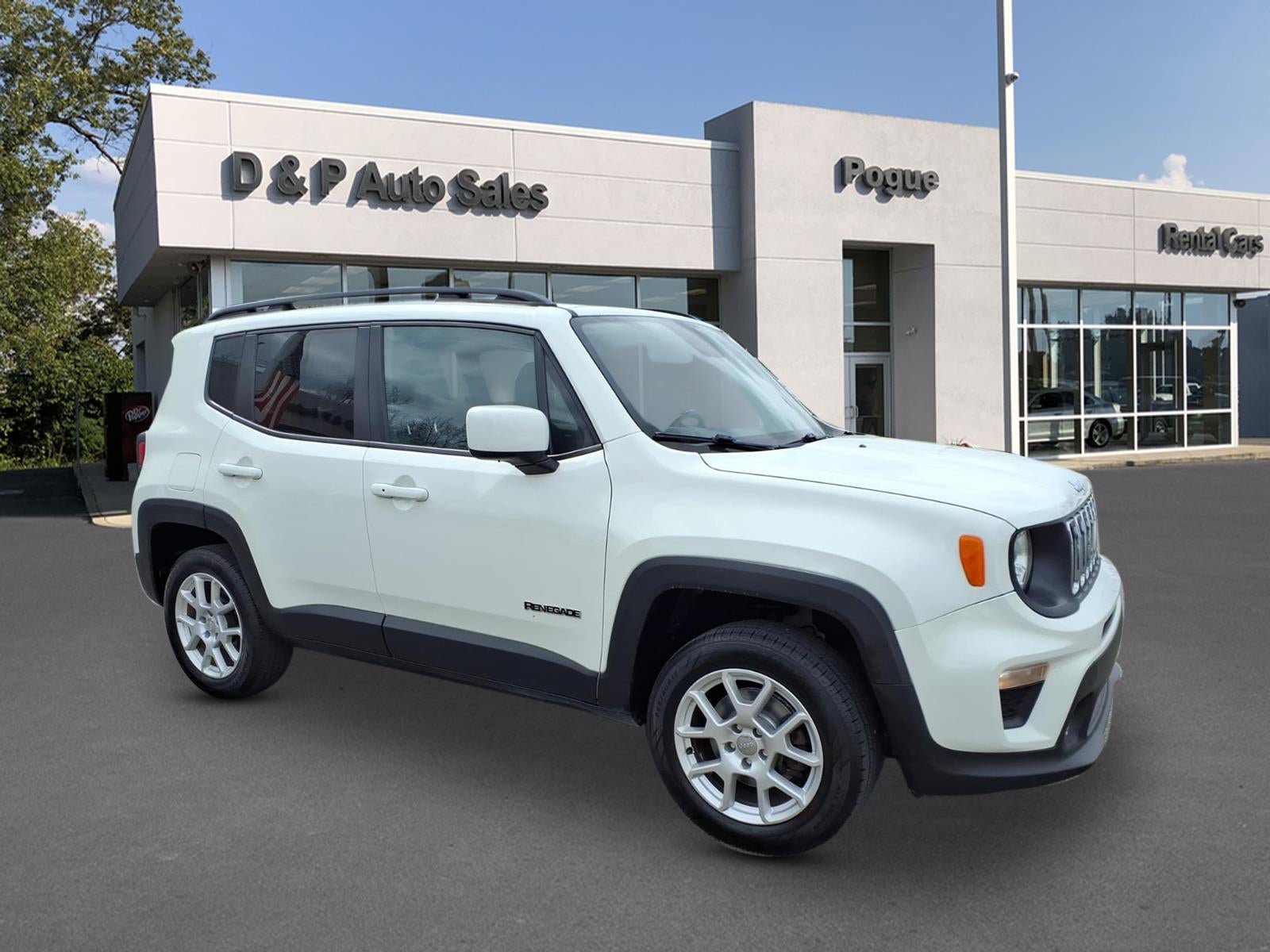 Used 2019 Jeep Renegade Latitude w/ UConnect 8.4 Nav Group