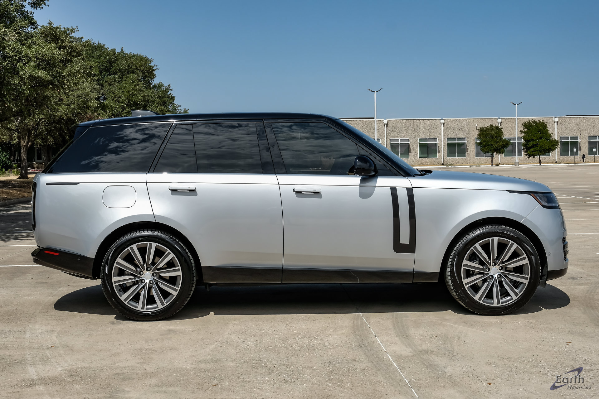 Used 2023 Land Rover Range Rover SE AWD/4WD image 19