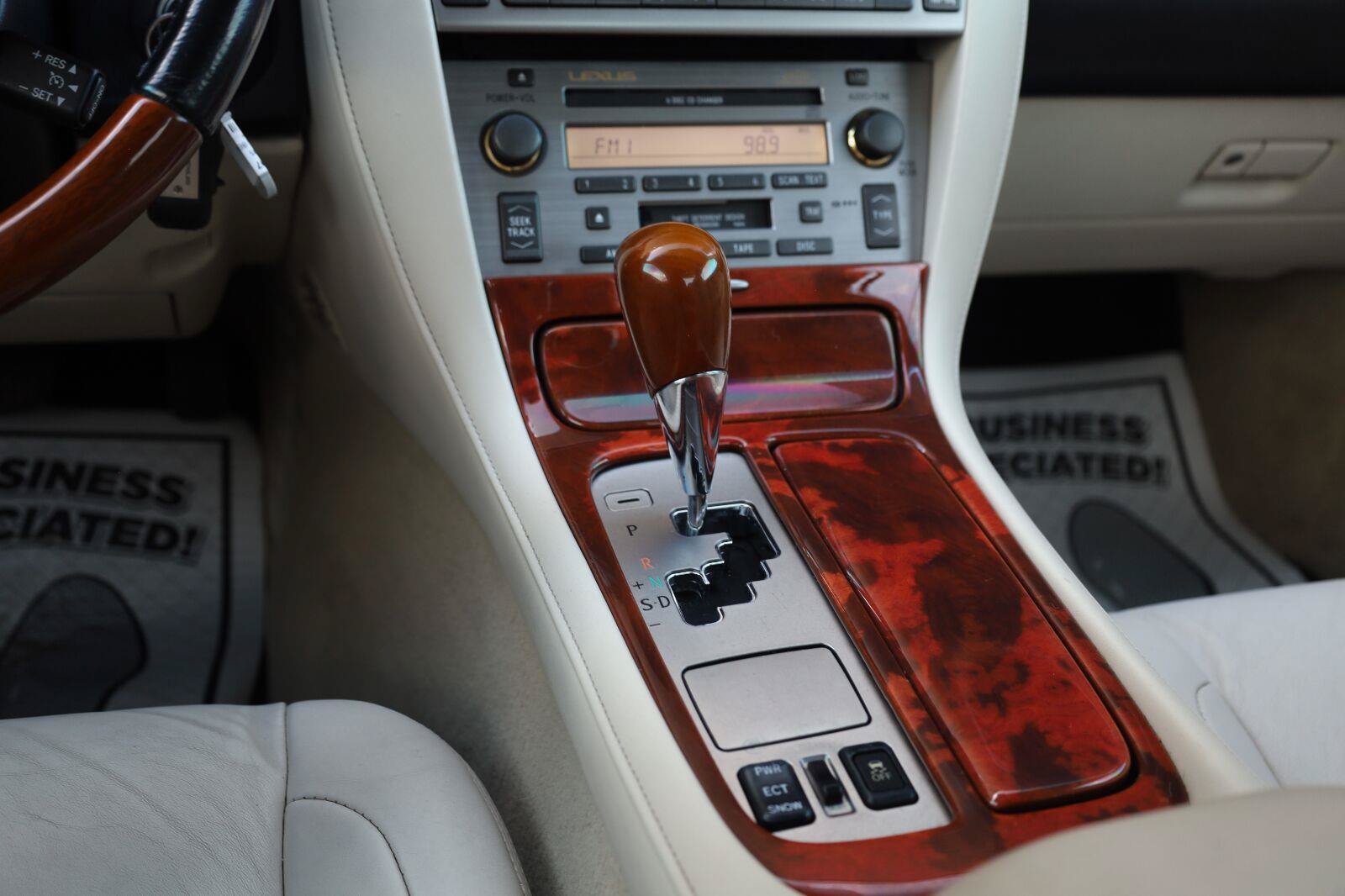 Used 2007 Lexus SC 430 Convertible w/ Preferred Accessory Pkg RWD image 37