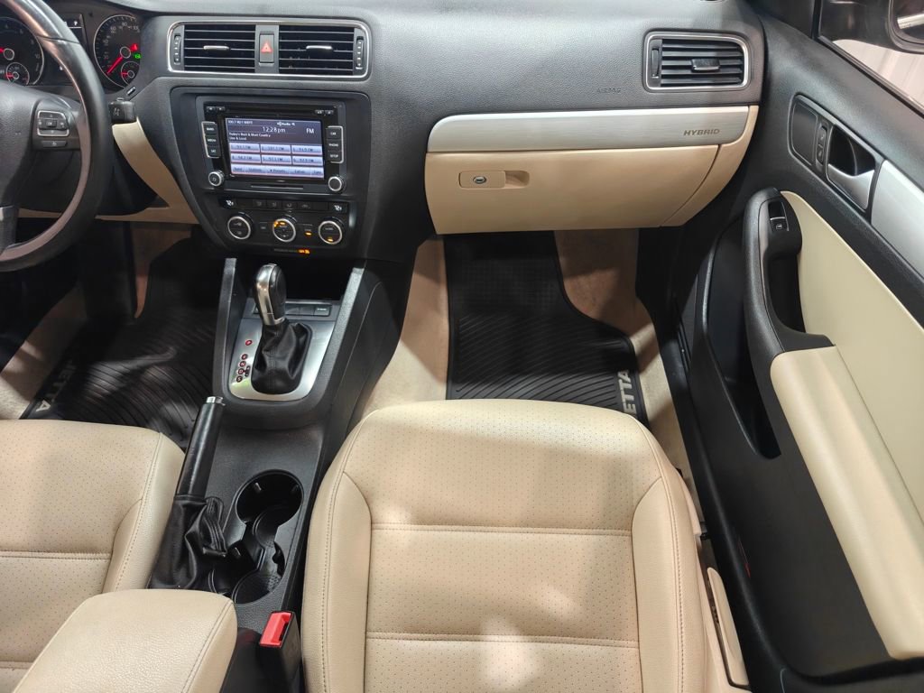 Used 2013 Volkswagen Jetta Hybrid Sedan FWD image 19
