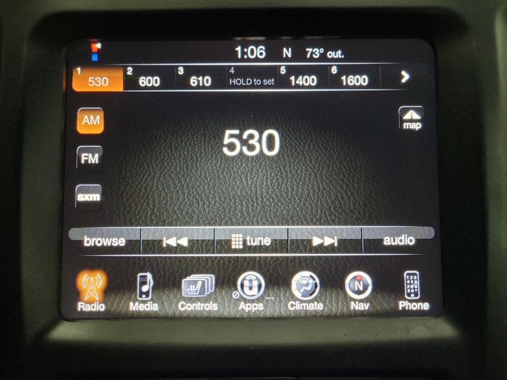 Used 2016 Jeep Cherokee Latitude w/ Safety/Convenience Group AWD/4WD image 25