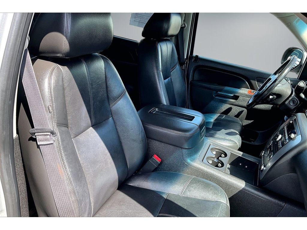 Used 2013 GMC Yukon XL SLT AWD/4WD image 25