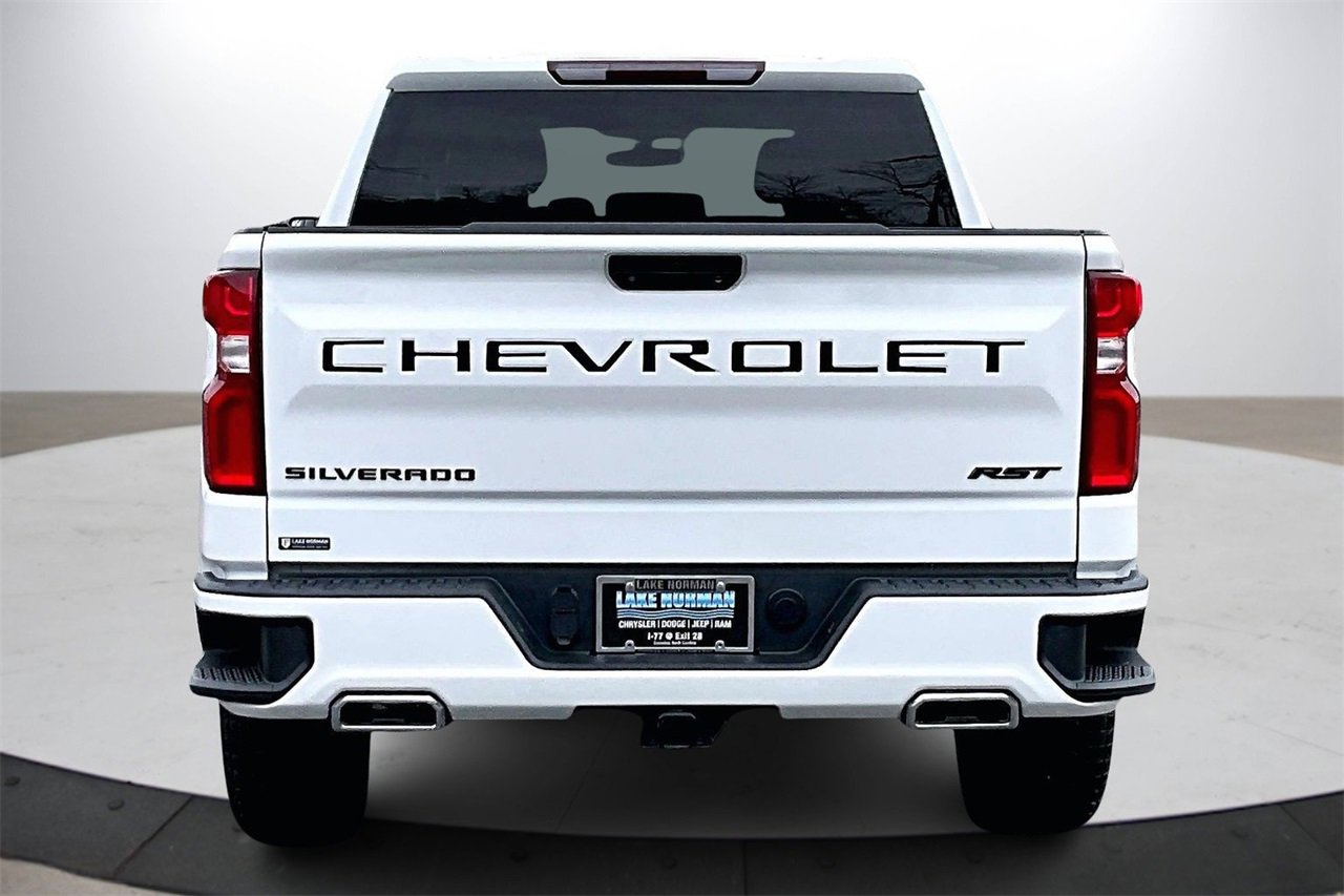 Used 2021 Chevrolet Silverado 1500 RST image 7
