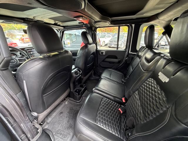 Used 2018 Jeep Wrangler Unlimited Sahara image 37