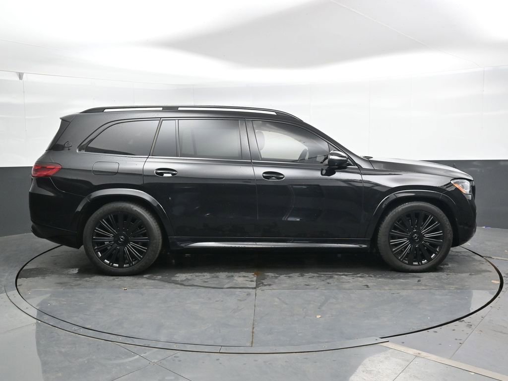 Used 2024 Mercedes-Benz Maybach GLS 600 4MATIC image 3