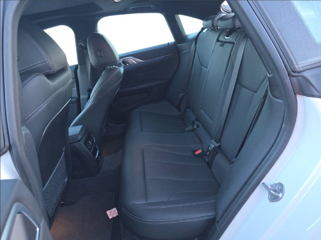 Used 2024 BMW i4 eDrive40 w/ Premium Package RWD image 5
