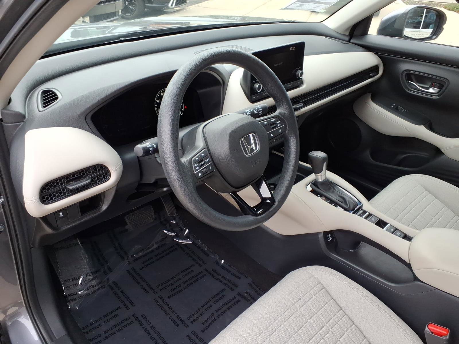 Certified 2023 Honda HR-V LX image 16