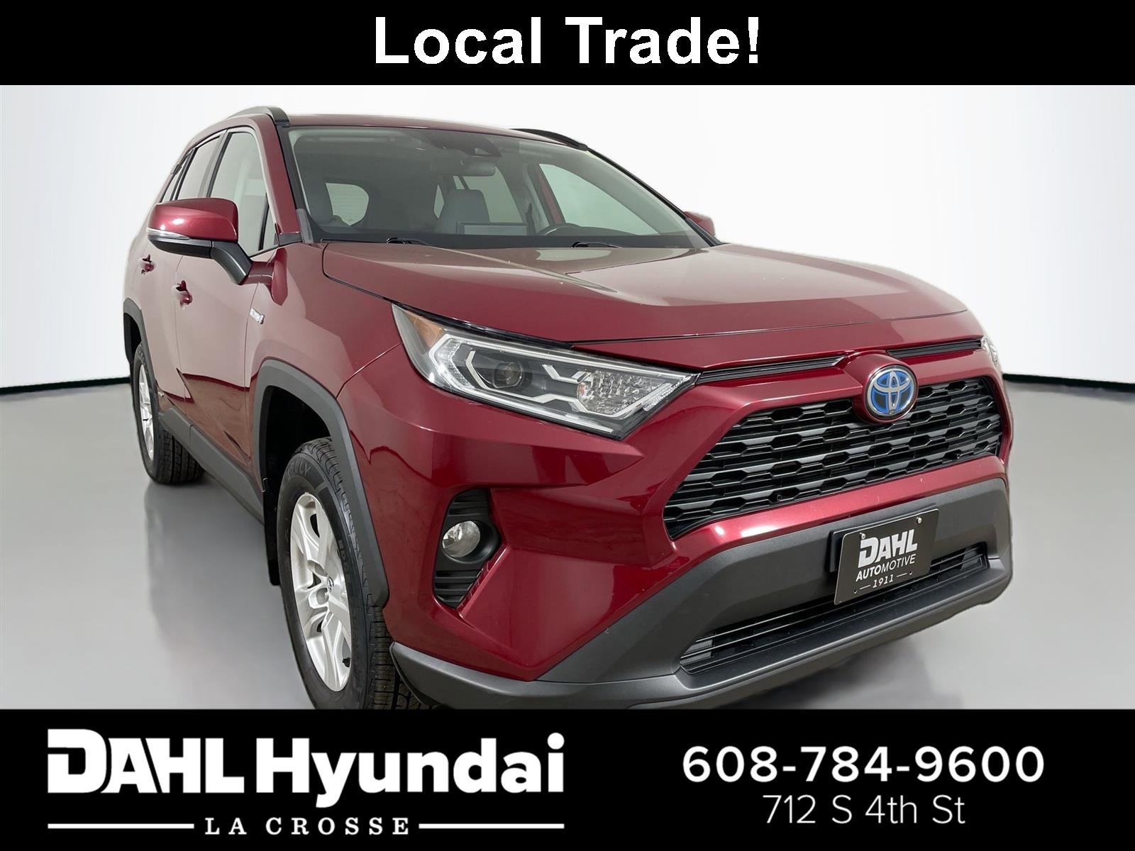 Used 2020 Toyota RAV4 XLE w/ Convenience Package AWD/4WD image 1