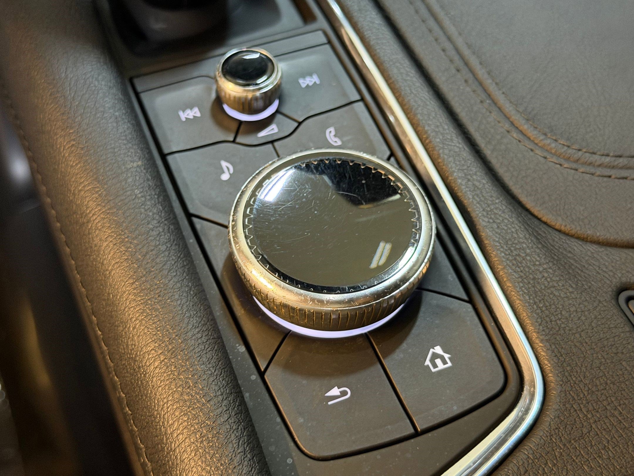 Certified 2022 Cadillac XT5 Luxury FWD image 32