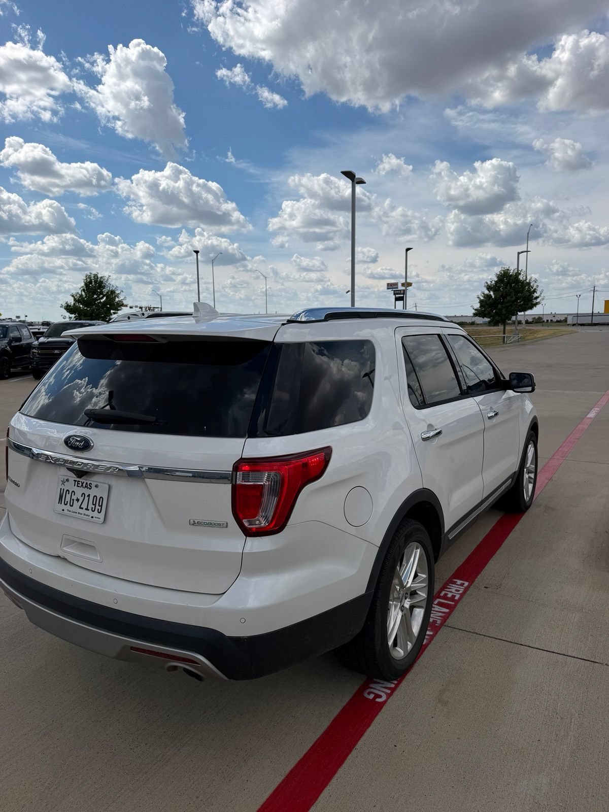 Used 2017 Ford Explorer Limited FWD image 25