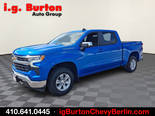 Certified 2025 Chevrolet Silverado 1500 LT AWD/4WD image 3