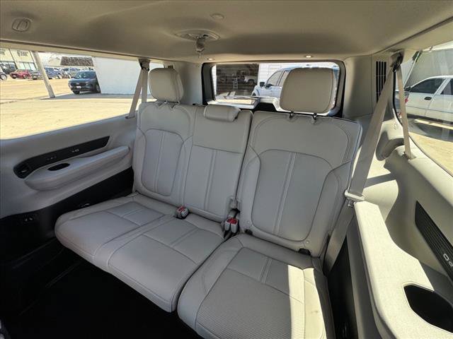 Used 2024 Jeep Wagoneer L 4WD w/ Convenience Group I image 22