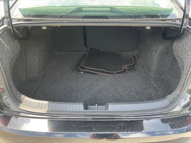 Used 2019 Volkswagen Jetta GLI image 28
