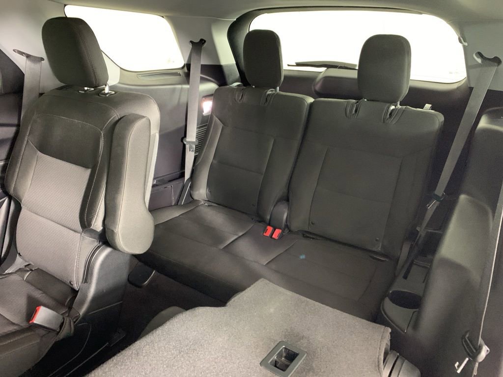 Used 2022 Ford Explorer XLT image 34
