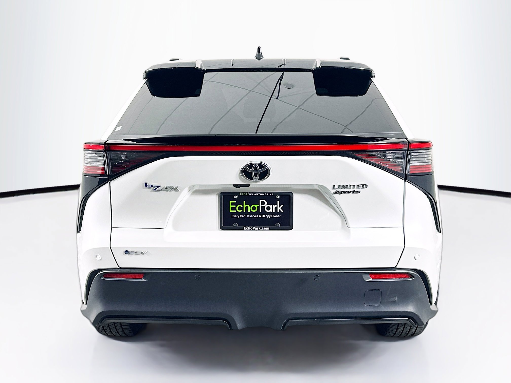 Used 2024 Toyota bZ4X Limited w/ Weather Package image 7