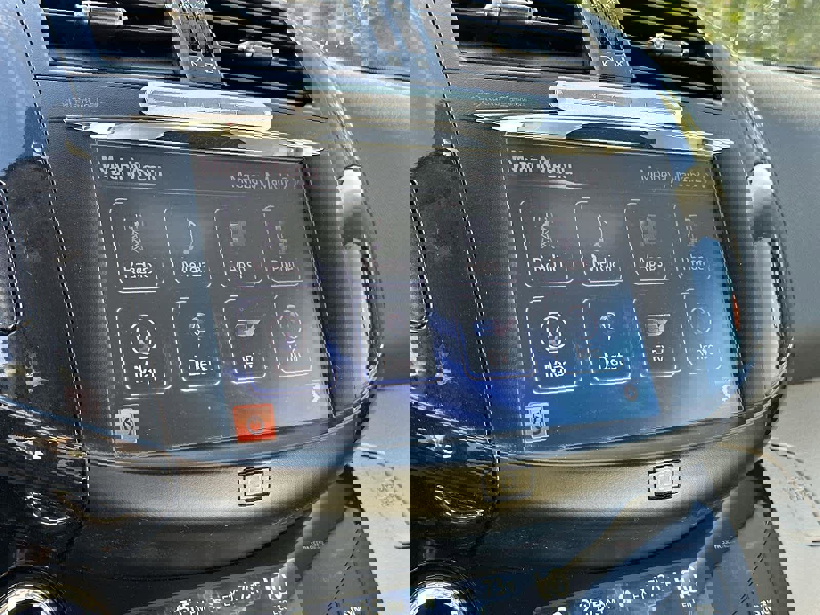 Used 2014 Toyota RAV4 EV image 29