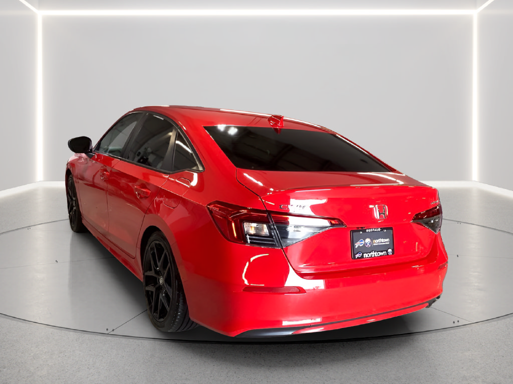 Used 2023 Honda Civic Sport image 3