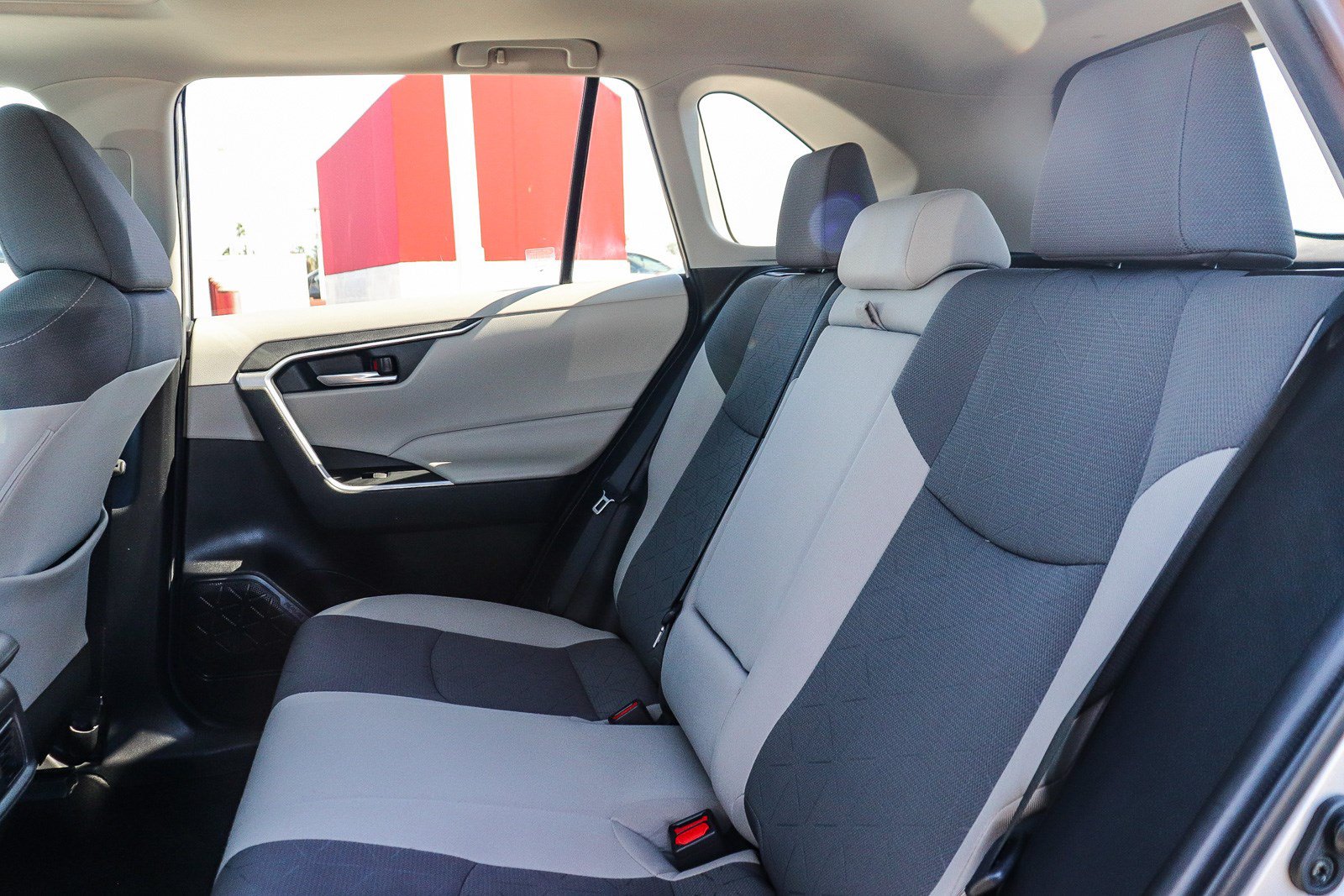 Certified 2023 Toyota RAV4 XLE w/ Convenience Package FWD image 19