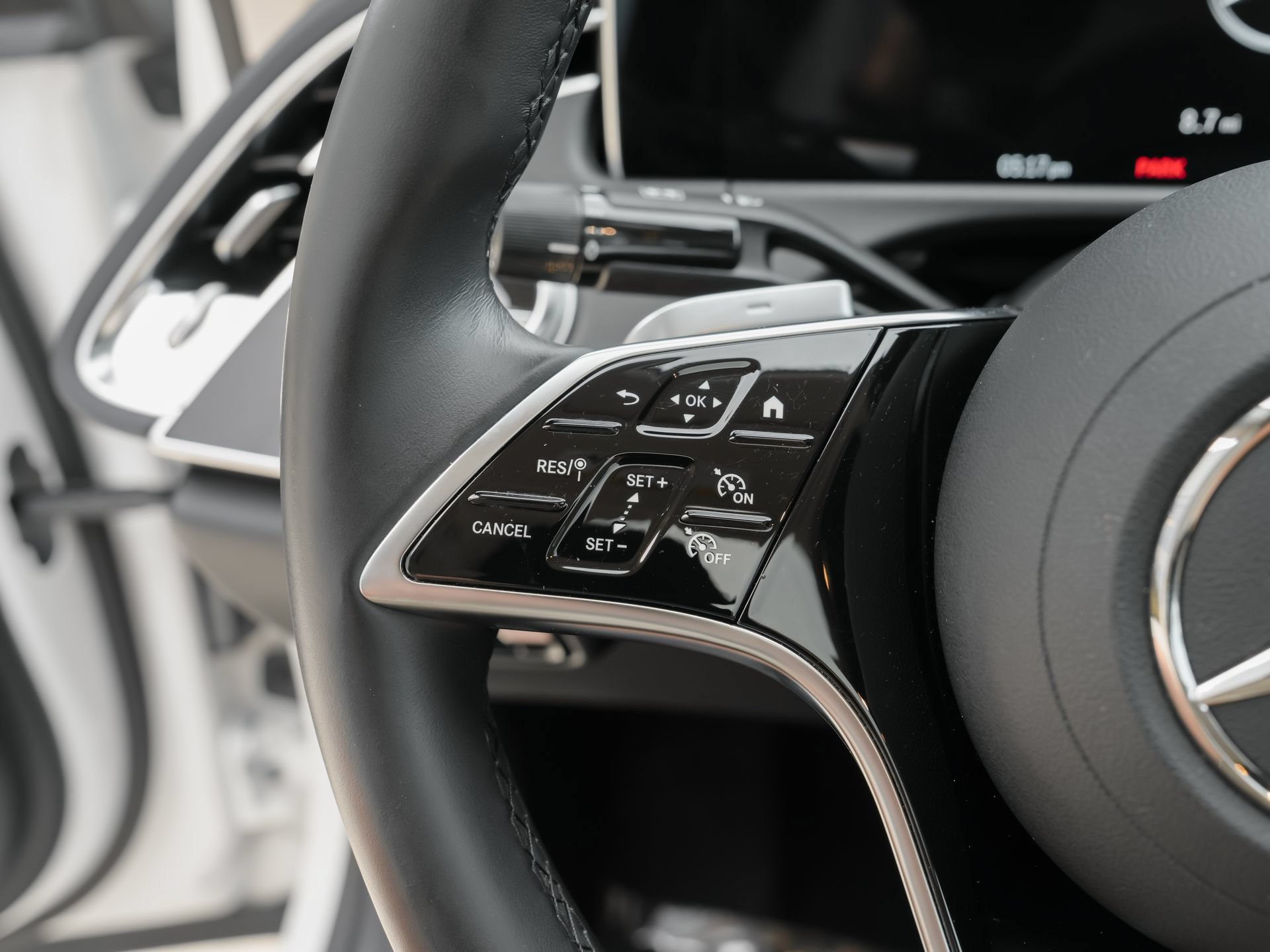 Used 2024 Mercedes-Benz E 350 4MATIC Sedan image 18