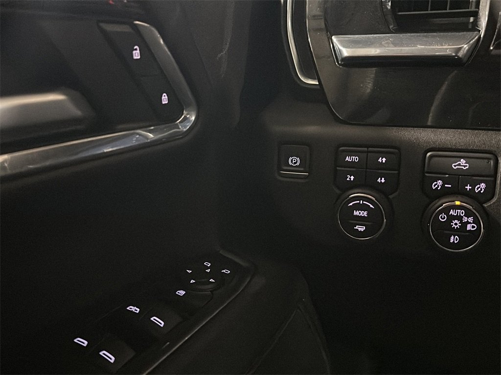 Used 2023 Chevrolet Silverado 1500 RST w/ Z71 Off-Road Package image 20