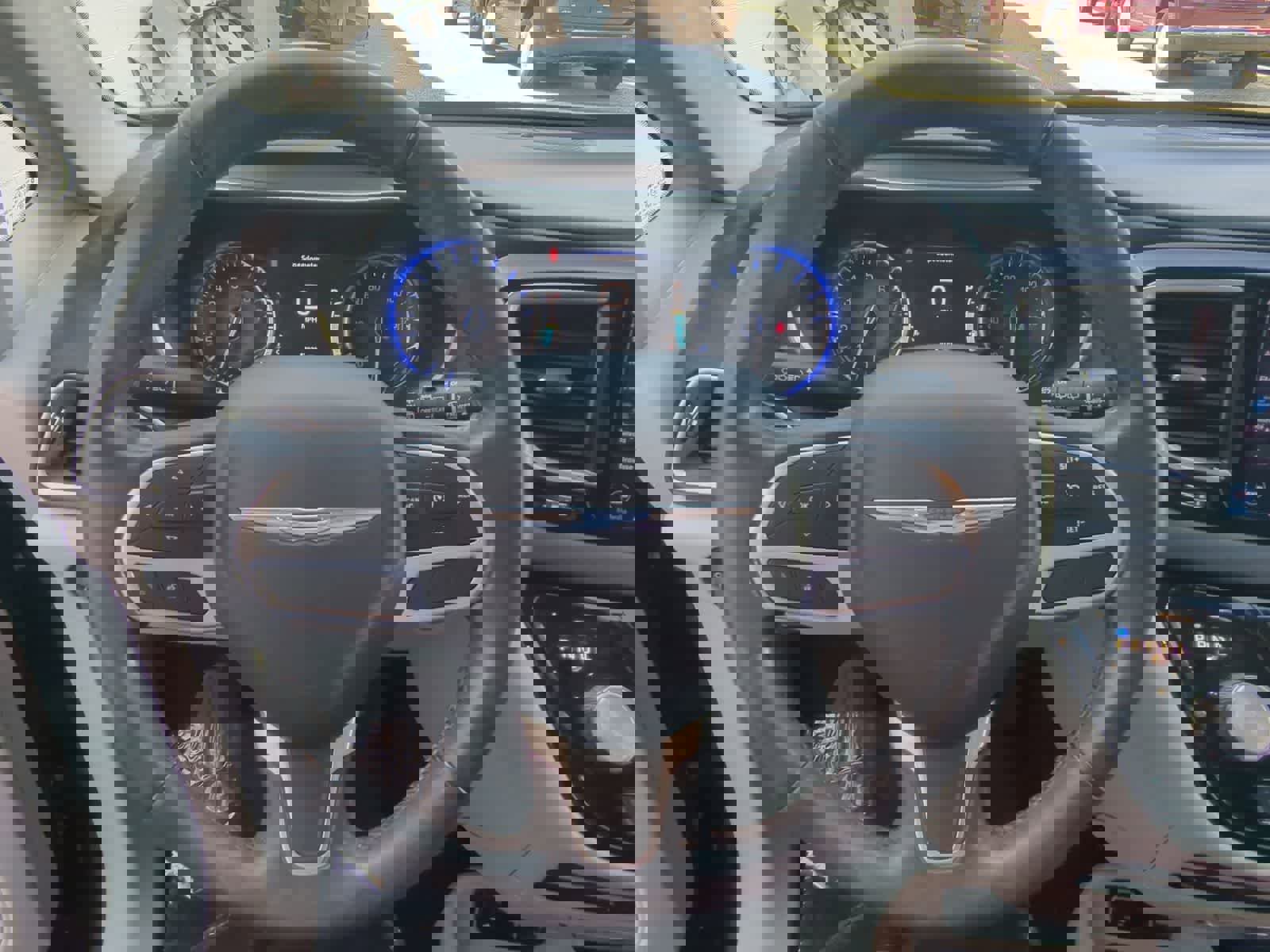 Certified 2020 Chrysler Pacifica Touring-L Plus w/ Tire & Wheel Group image 22