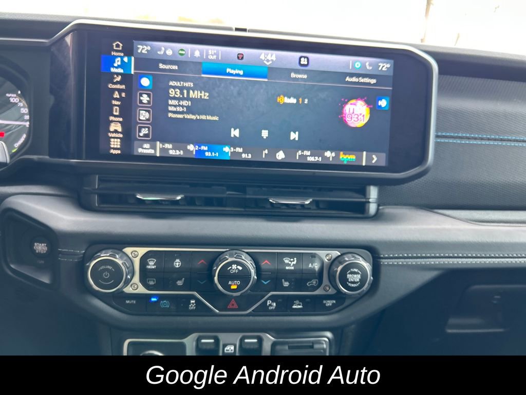 Used 2024 Jeep Wrangler Unlimited Rubicon 4xe w/ Technology Group AWD/4WD image 20