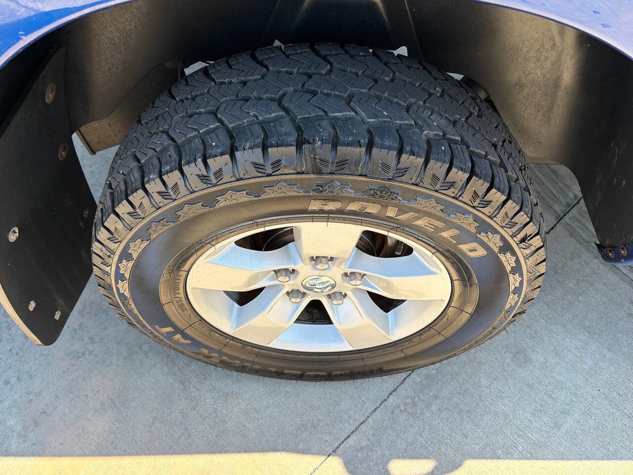 Used 2015 RAM 1500 ST w/ SXT Appearance Group image 23