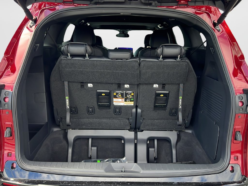 New 2026 Toyota Sienna XSE AWD/4WD image 9