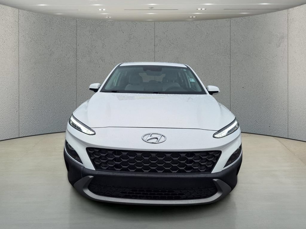Used 2023 Hyundai Kona SE w/ Cargo Package FWD image 8