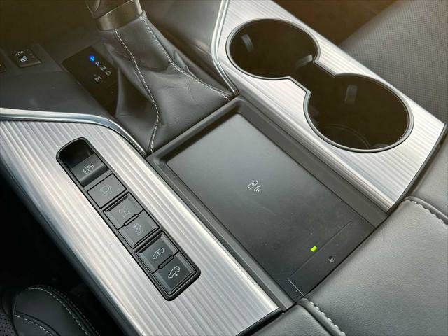 Used 2024 Lexus LX 600 F Sport image 35