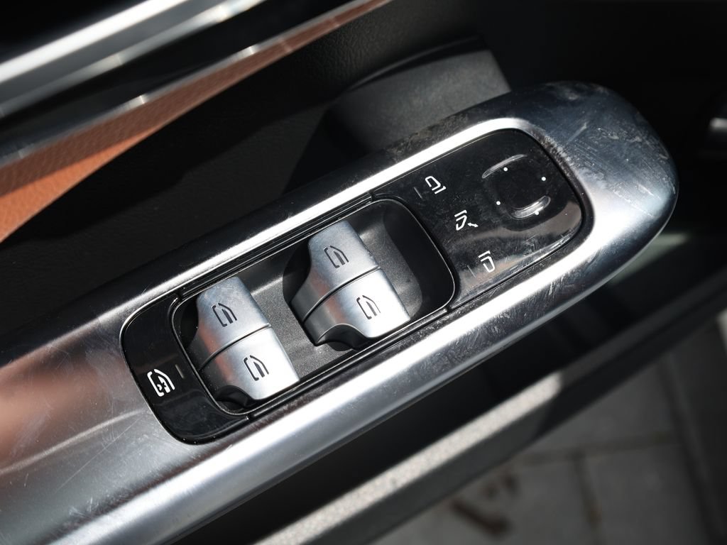 Used 2023 Mercedes-Benz C 43 AMG 4MATIC Sedan image 12