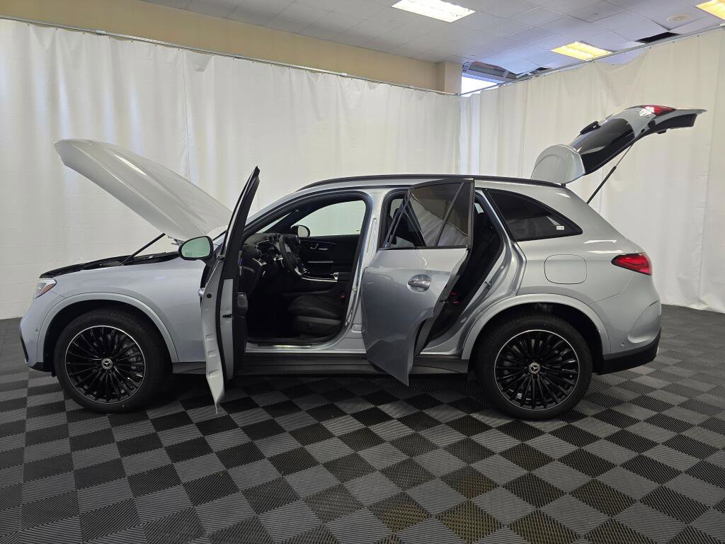 New 2026 Mercedes-Benz GLC 350e 4MATIC image 12