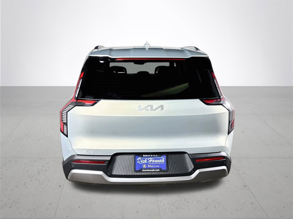 New 2026 Kia EV9 Wind AWD/4WD image 7