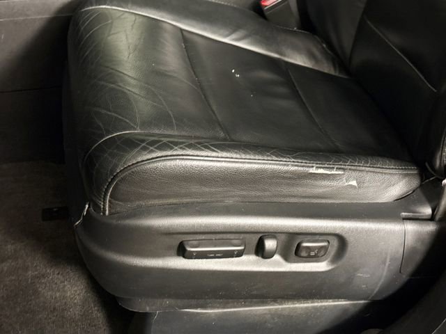 Used 2012 Honda Pilot Touring image 30