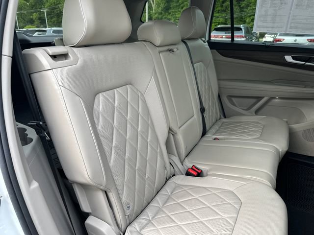 Used 2024 Volkswagen Atlas SEL Premium R-Line AWD/4WD image 38