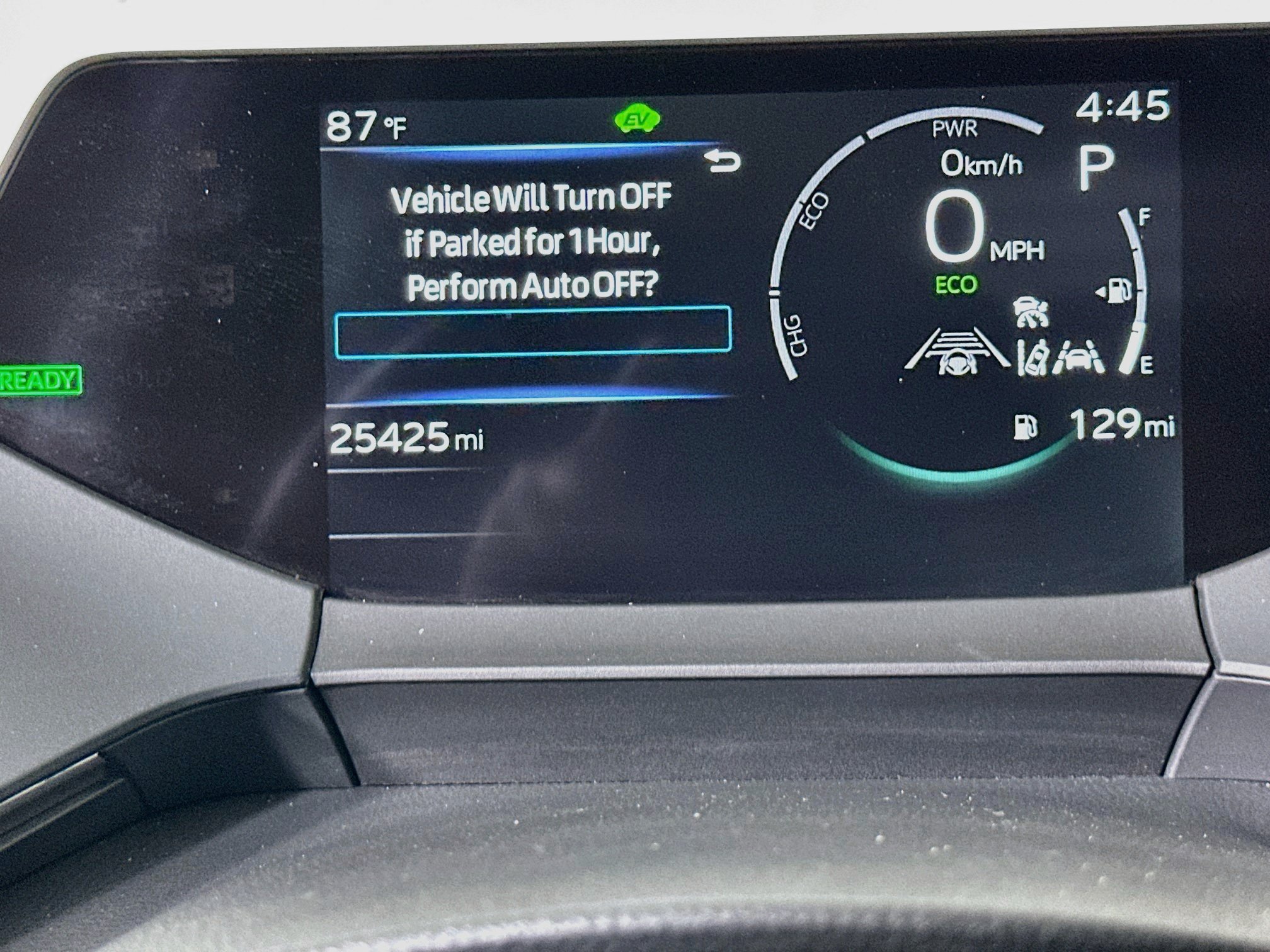 Used 2025 Toyota Prius LE FWD image 15
