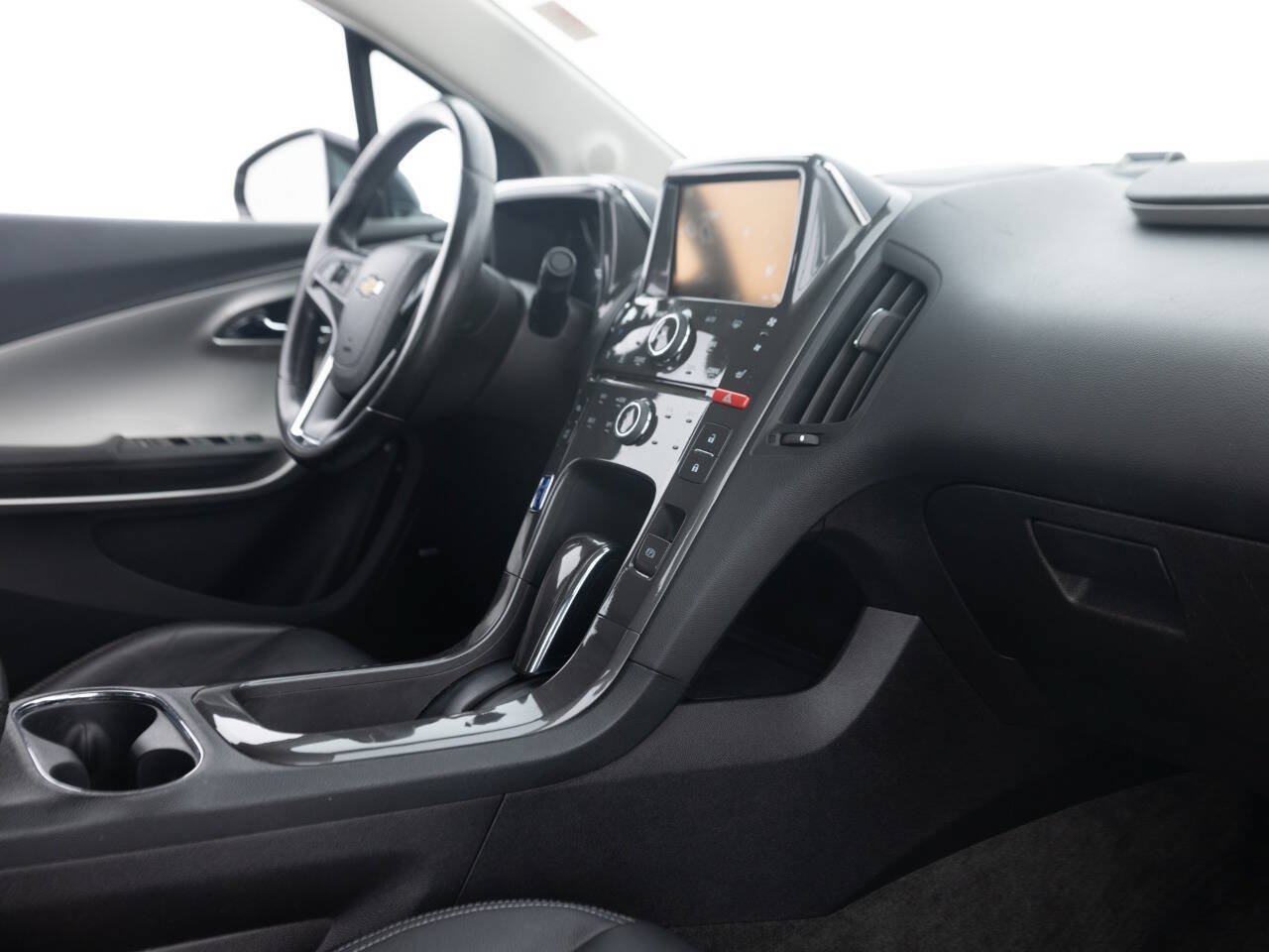 Used 2013 Chevrolet Volt Premium w/ Premium Trim Package FWD image 29