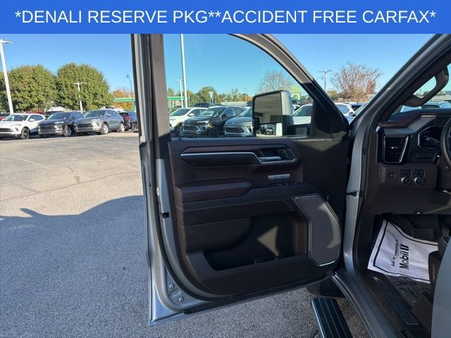 Used 2024 GMC Sierra 1500 Denali w/ Denali Reserve Package image 27