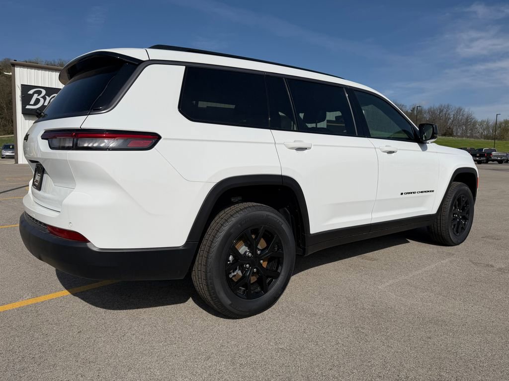 New 2026 Jeep Grand Cherokee L 4WD image 5
