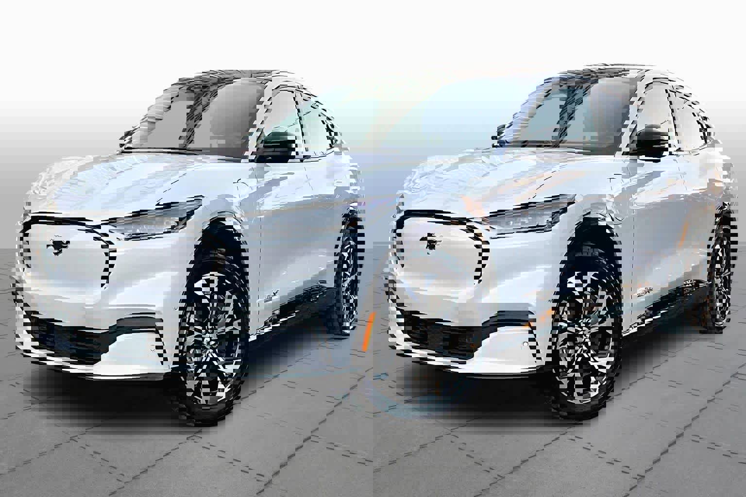 Certified 2022 Ford Mustang Mach-E Premium image 33