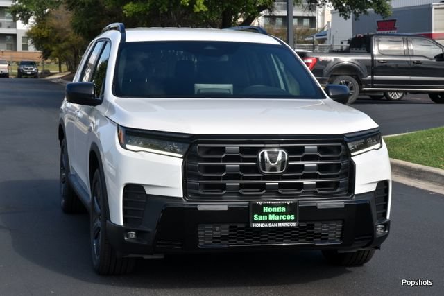New 2026 Honda Pilot Sport image 2